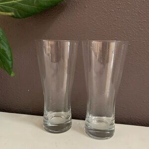 Crate & Barrel Portland Tall Clear Beer Glass (2)